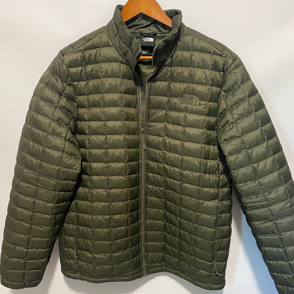 The North Face Men's Forest Green Puffer Jacket